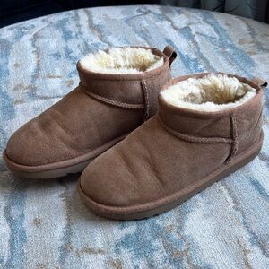 UGG Ultra Mini kids boots
